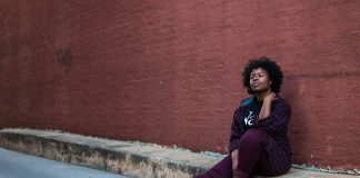 Talented Nigerian Artist is Trying to Reduce Global Pollutions